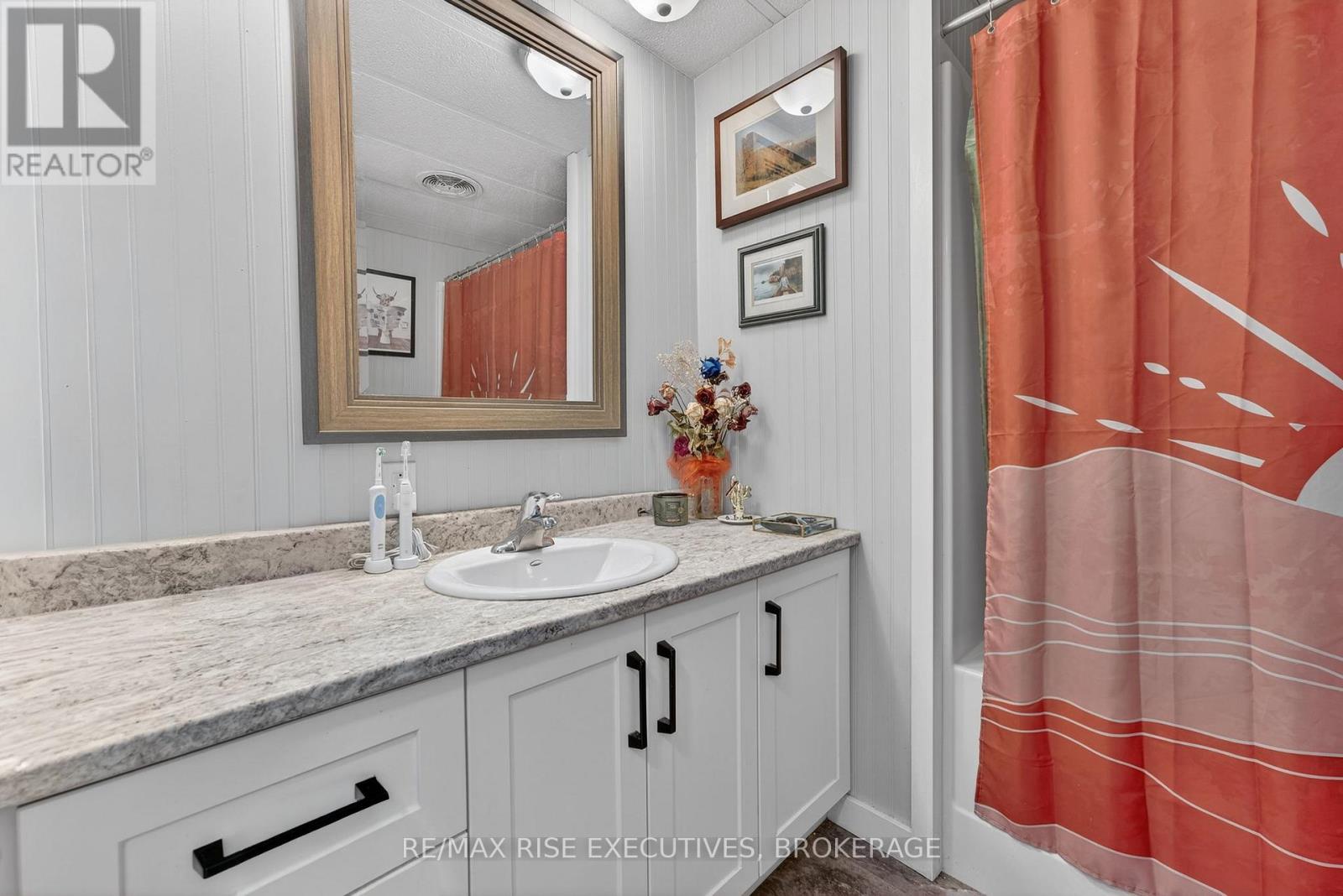 4 Cedar Street, Greater Napanee, Ontario  K7R 3L1 - Photo 17 - X12914164