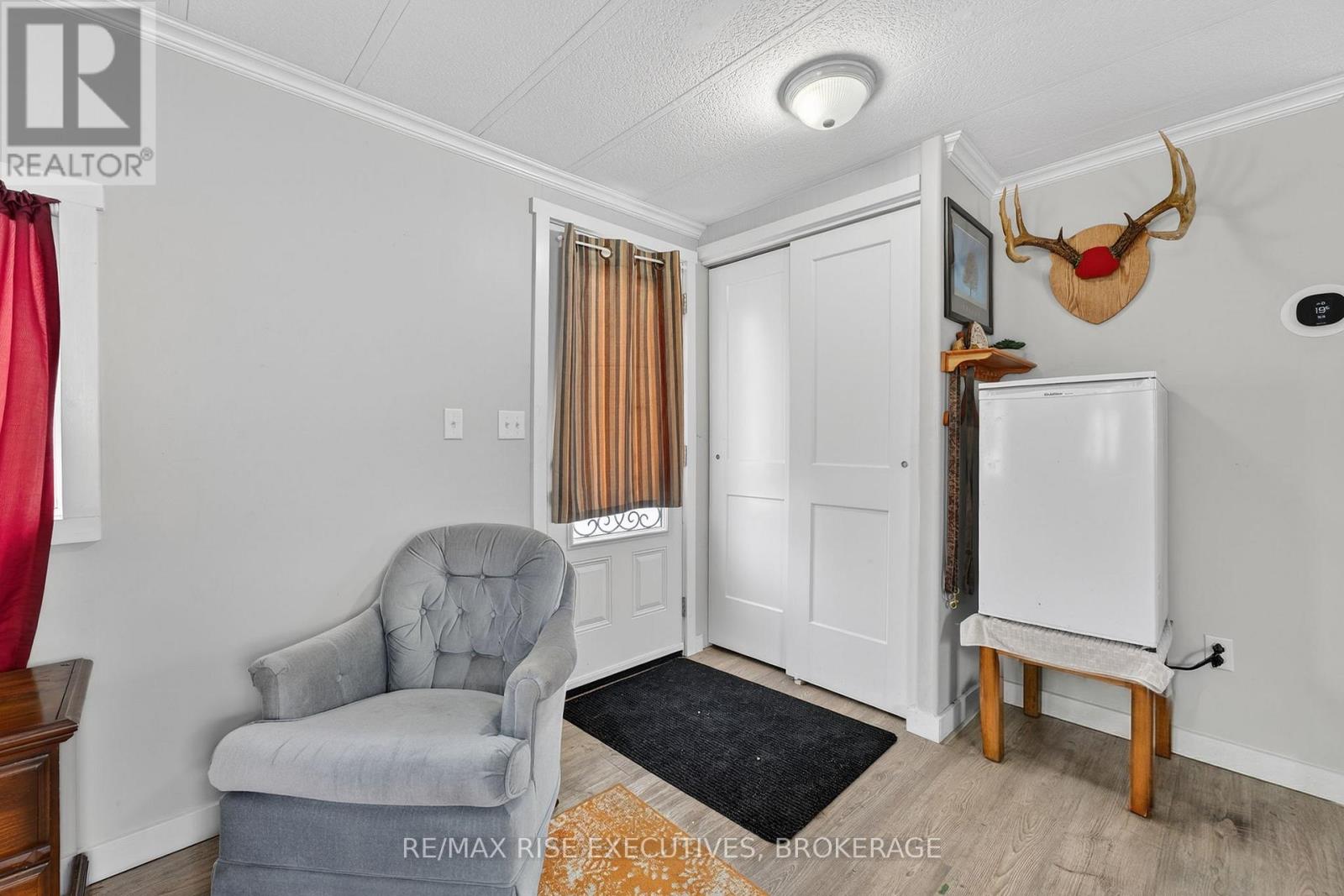 4 Cedar Street, Greater Napanee, Ontario  K7R 3L1 - Photo 3 - X12914164