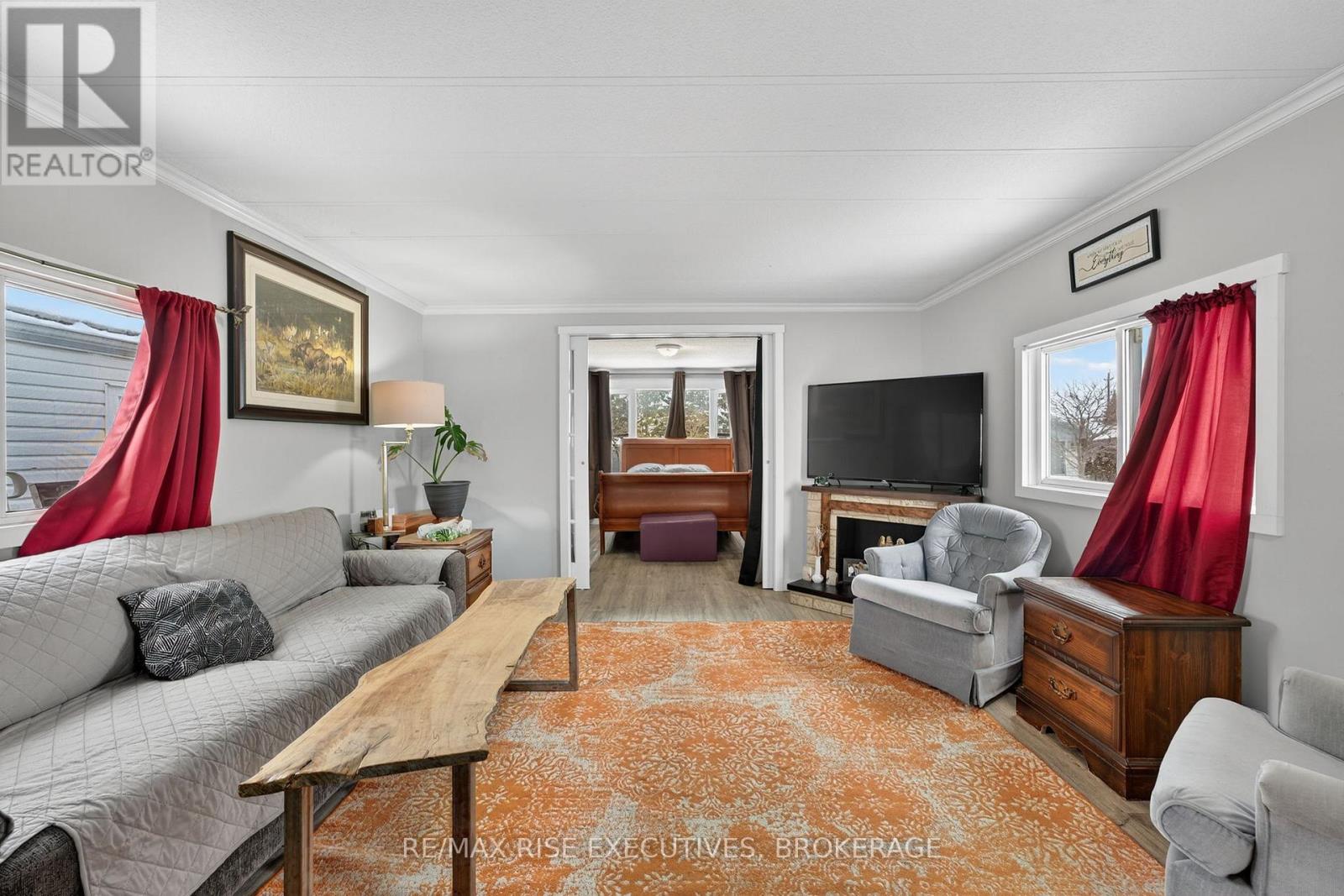 4 Cedar Street, Greater Napanee, Ontario  K7R 3L1 - Photo 4 - X12914164