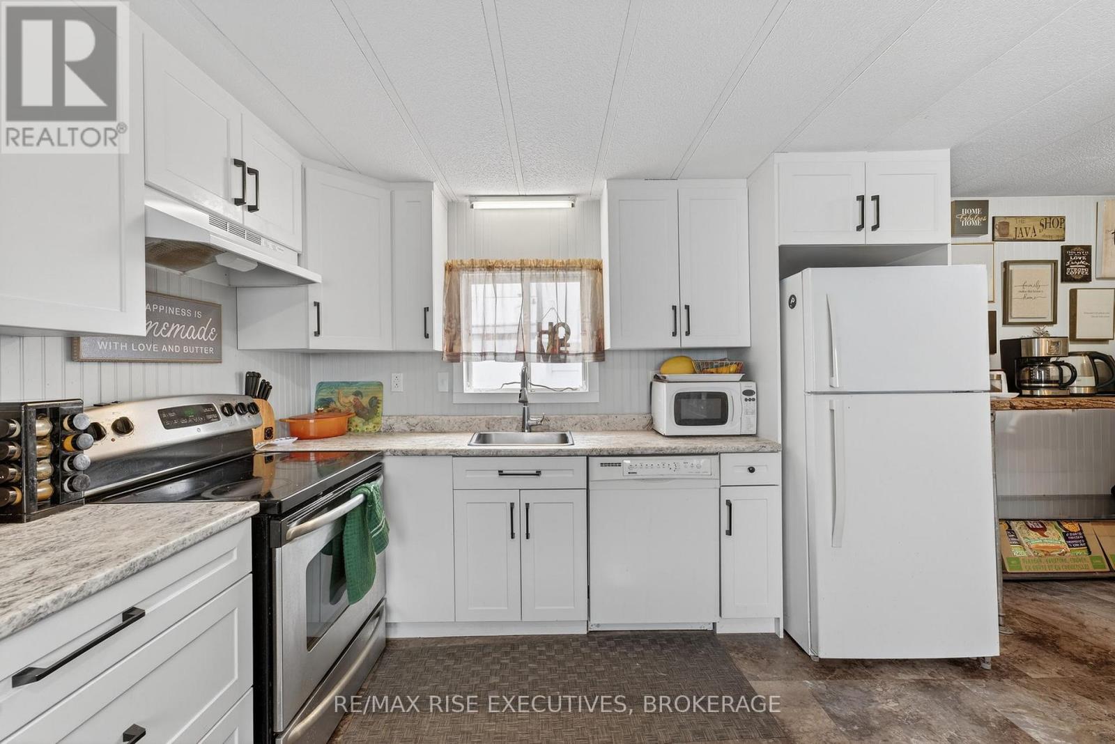 4 Cedar Street, Greater Napanee, Ontario  K7R 3L1 - Photo 8 - X12914164