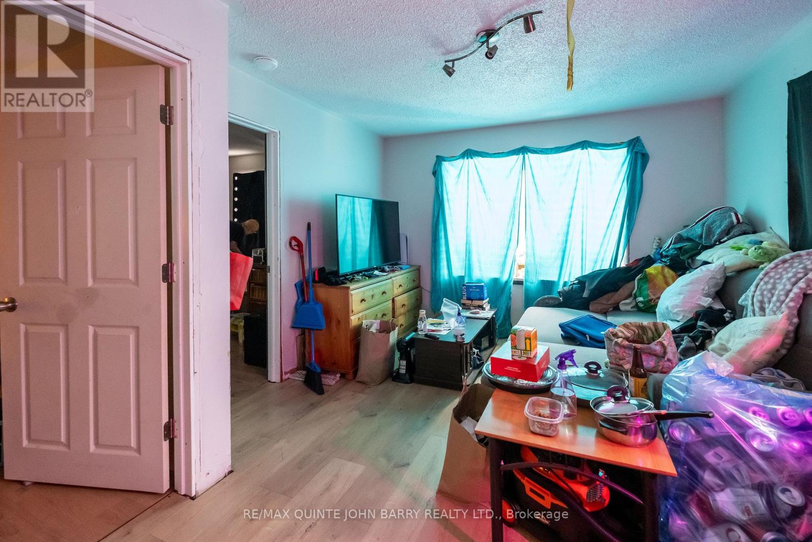 61 Kidd Avenue, Quinte West (Trenton Ward), Ontario  K8V 2C6 - Photo 16 - X12914032