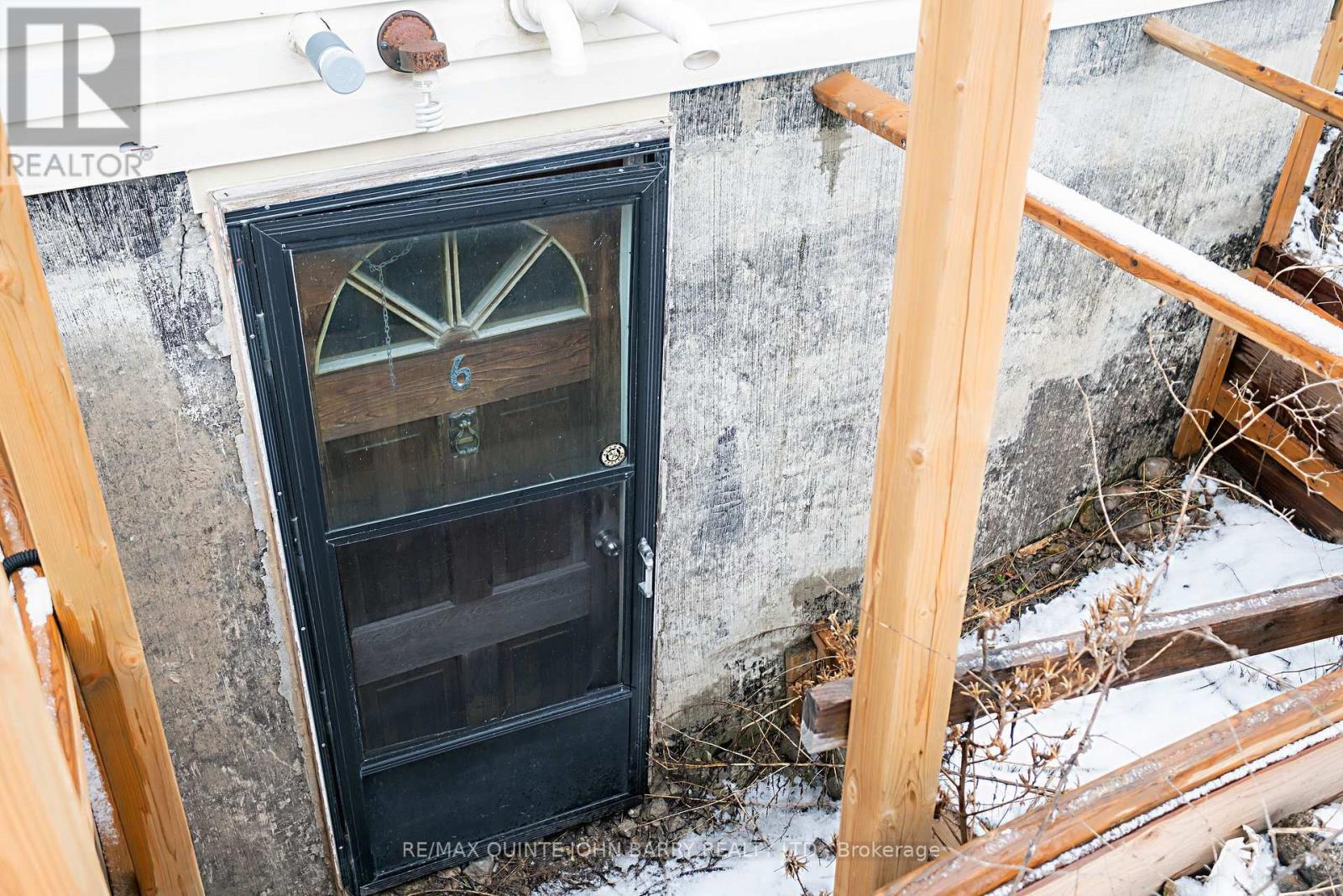 61 Kidd Avenue, Quinte West (Trenton Ward), Ontario  K8V 2C6 - Photo 24 - X12914032