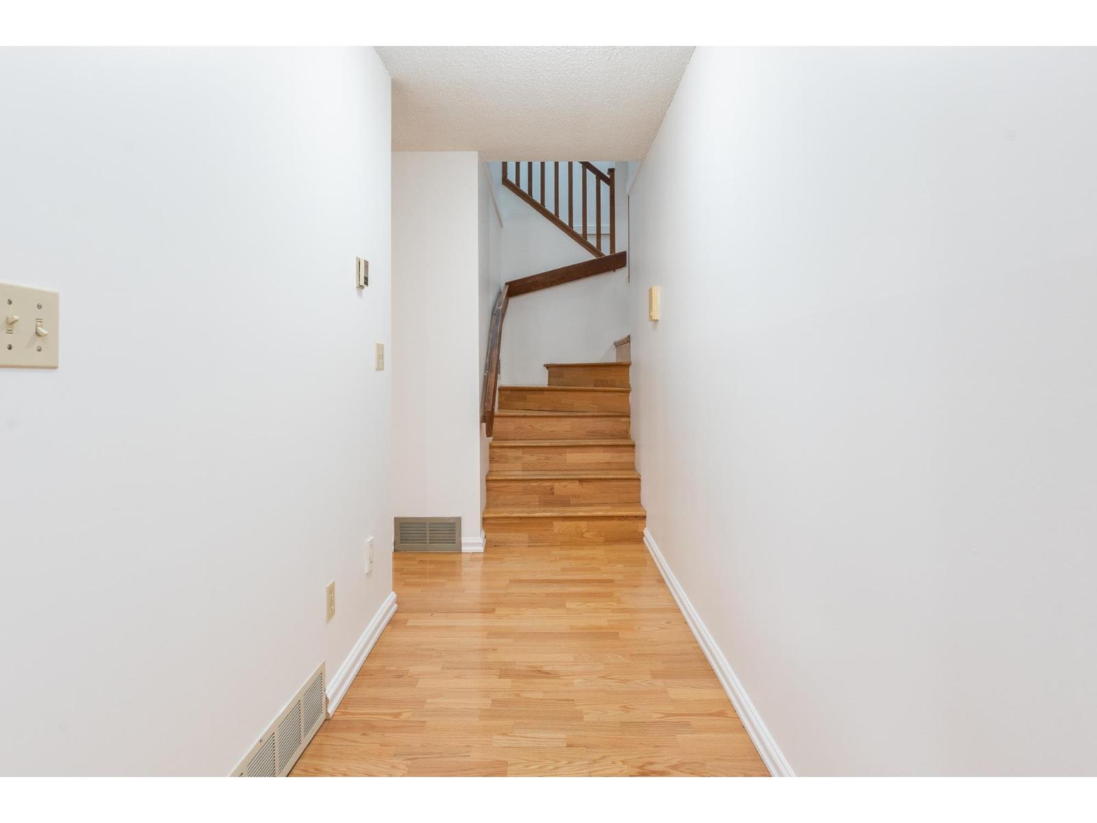 104 12745 16 Avenue, Surrey, British Columbia  V4A 1N2 - Photo 25 - R3102394