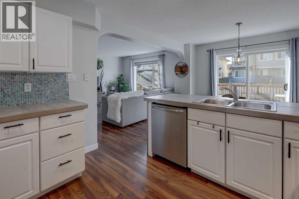 124 Stonegate Close Nw, Airdrie, Alberta  T4B 2V2 - Photo 7 - A2293005