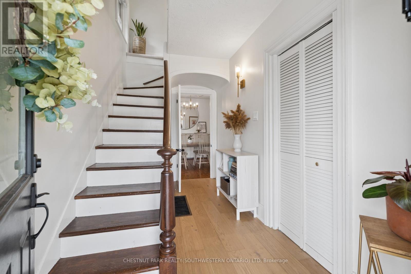 81 Nelson Street, Stratford, Ontario  N5A 2J6 - Photo 4 - X12910662