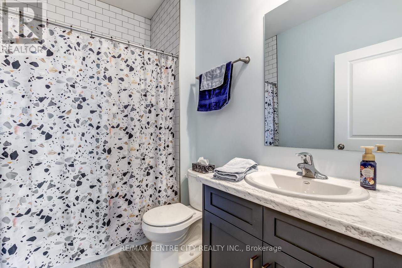 423 George Street, Central Elgin, Ontario  N5L 1G4 - Photo 19 - X12914006