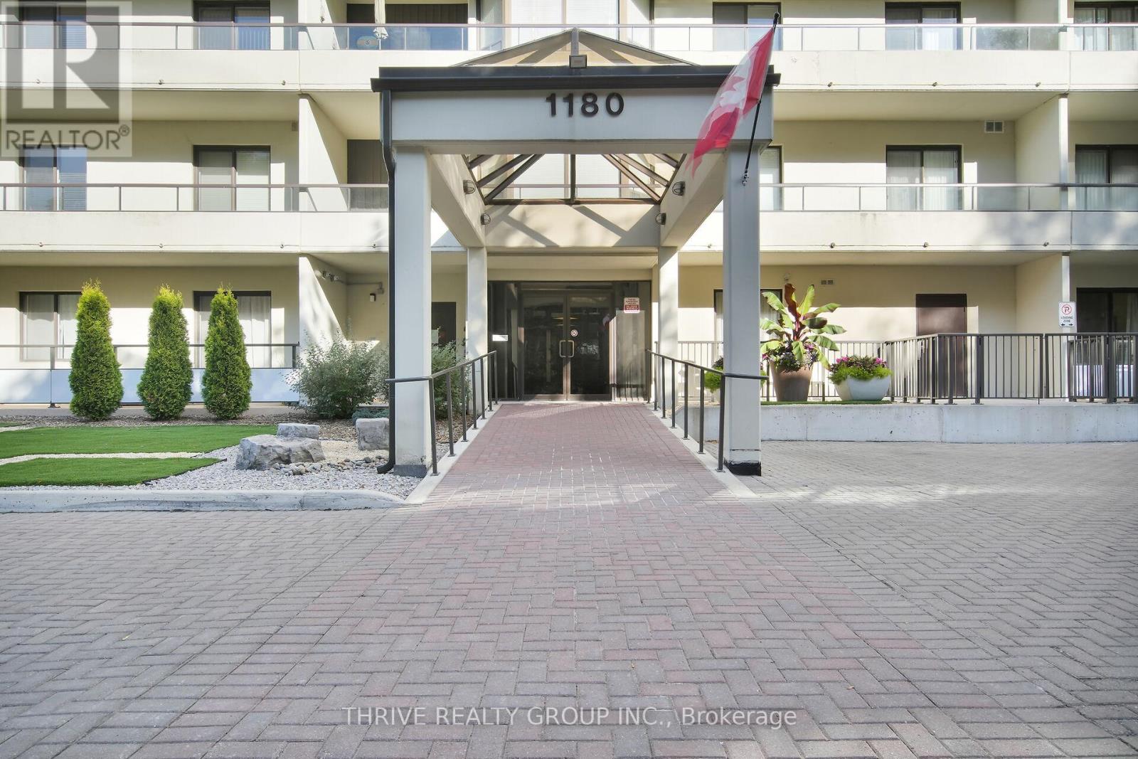 105 - 1180 Commissioners Road W, London South, Ontario  N6K 4J2 - Photo 3 - X12914212