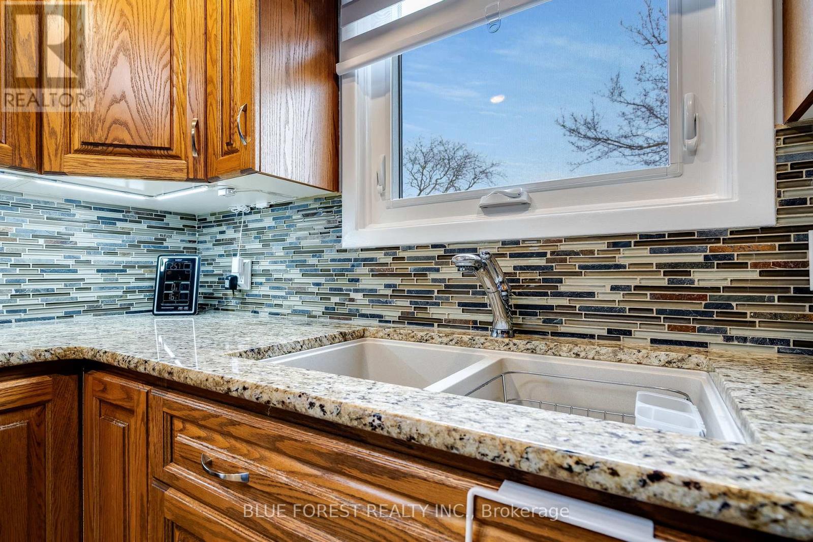 63 Peirone Crescent, Chatham-Kent, Ontario  N7L 4B7 - Photo 11 - X12914216