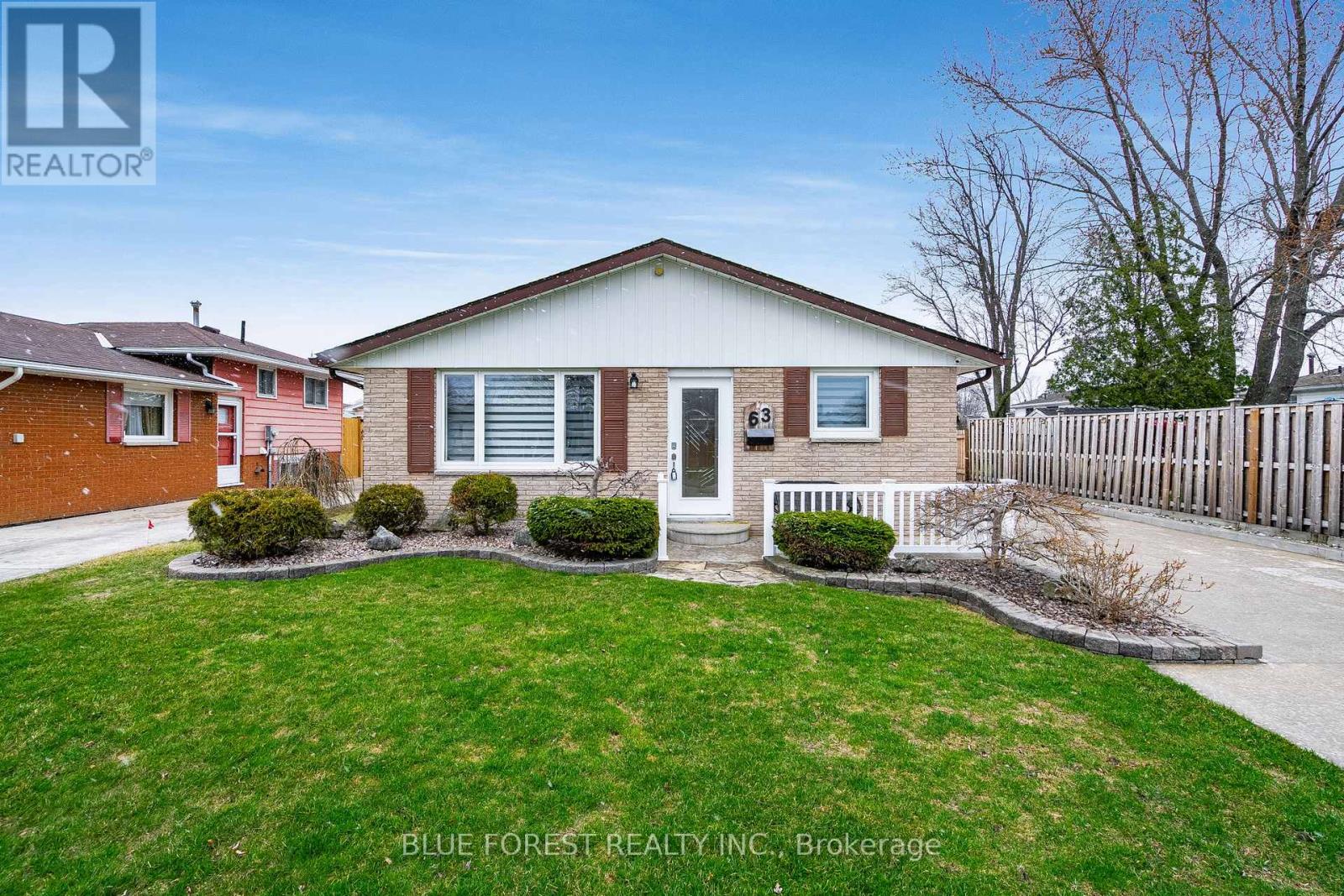 63 Peirone Crescent, Chatham-Kent, Ontario  N7L 4B7 - Photo 3 - X12914216