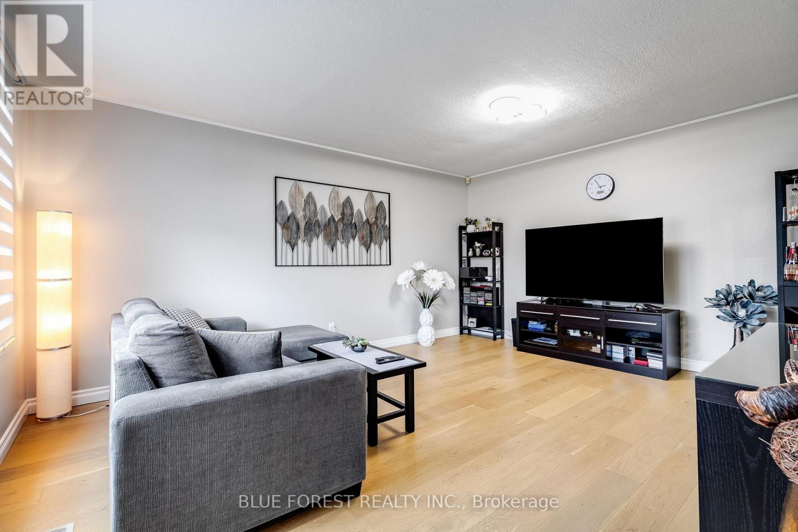 63 Peirone Crescent, Chatham-Kent, Ontario  N7L 4B7 - Photo 4 - X12914216