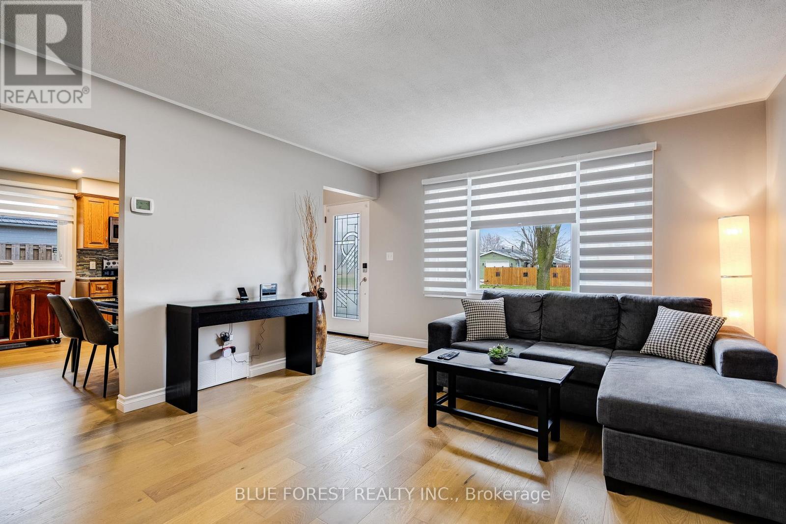 63 Peirone Crescent, Chatham-Kent, Ontario  N7L 4B7 - Photo 6 - X12914216