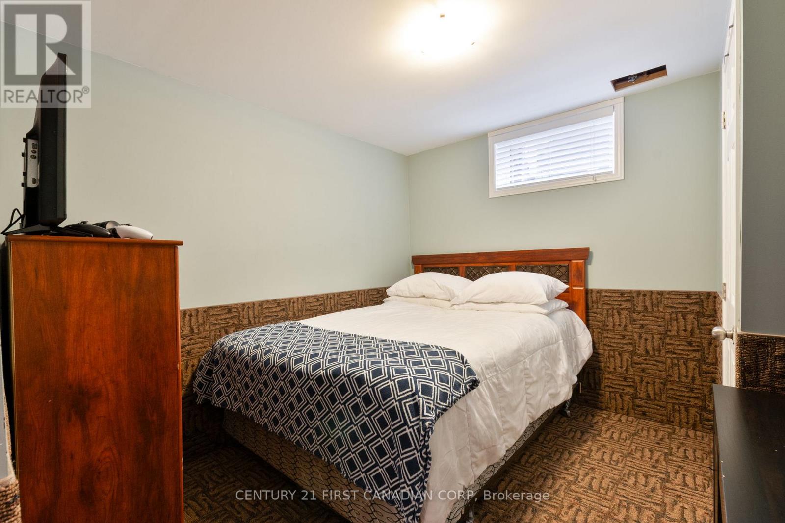 64 Melanie Drive, Aylmer, Ontario  N5H 3G5 - Photo 28 - X12914366