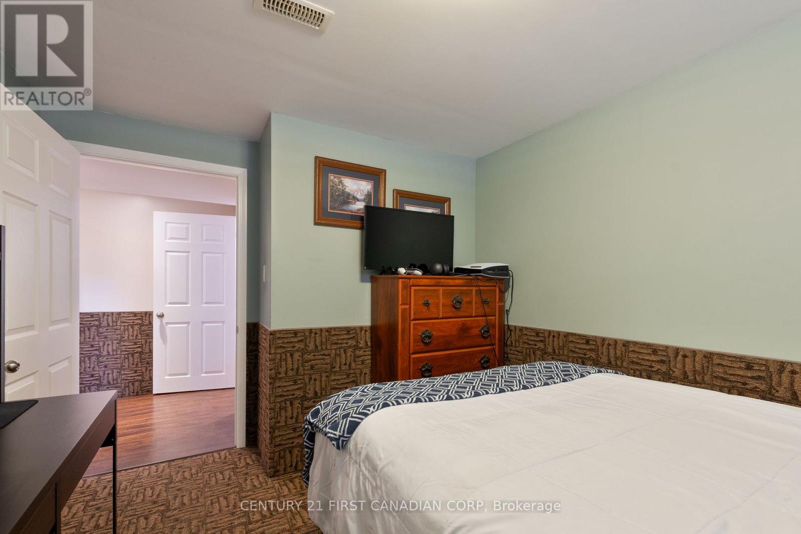 64 Melanie Drive, Aylmer, Ontario  N5H 3G5 - Photo 29 - X12914366