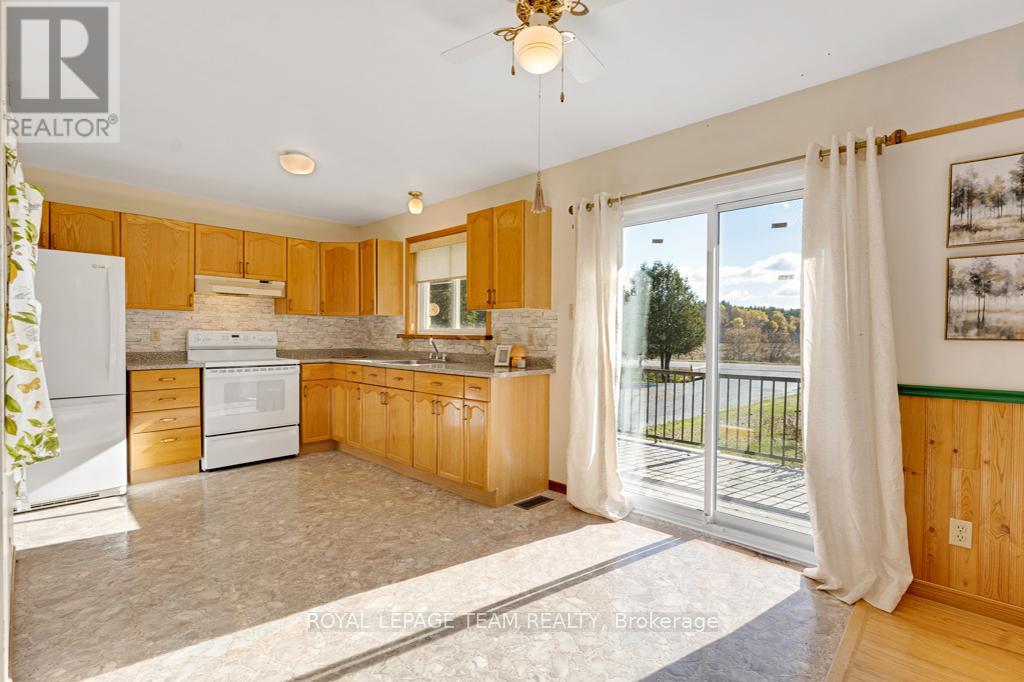 100 County Road 21 Road, Edwardsburgh/cardinal, Ontario  K0E 1X0 - Photo 13 - X12914258