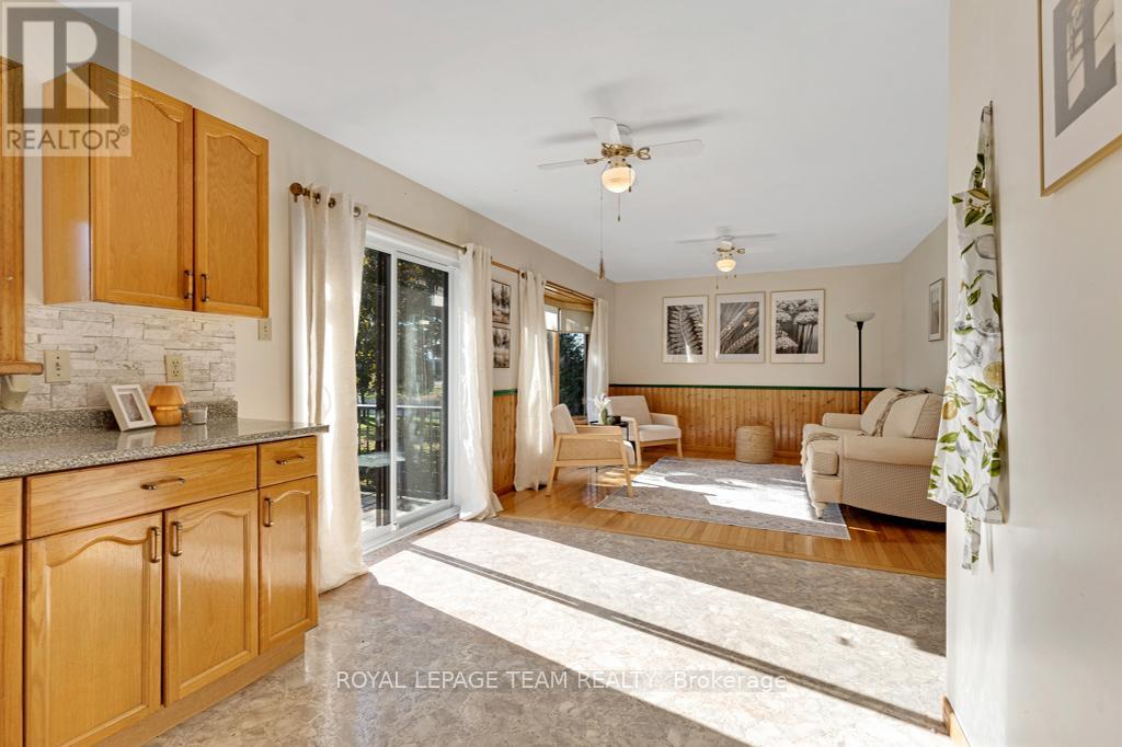 100 County Road 21 Road, Edwardsburgh/cardinal, Ontario  K0E 1X0 - Photo 16 - X12914258