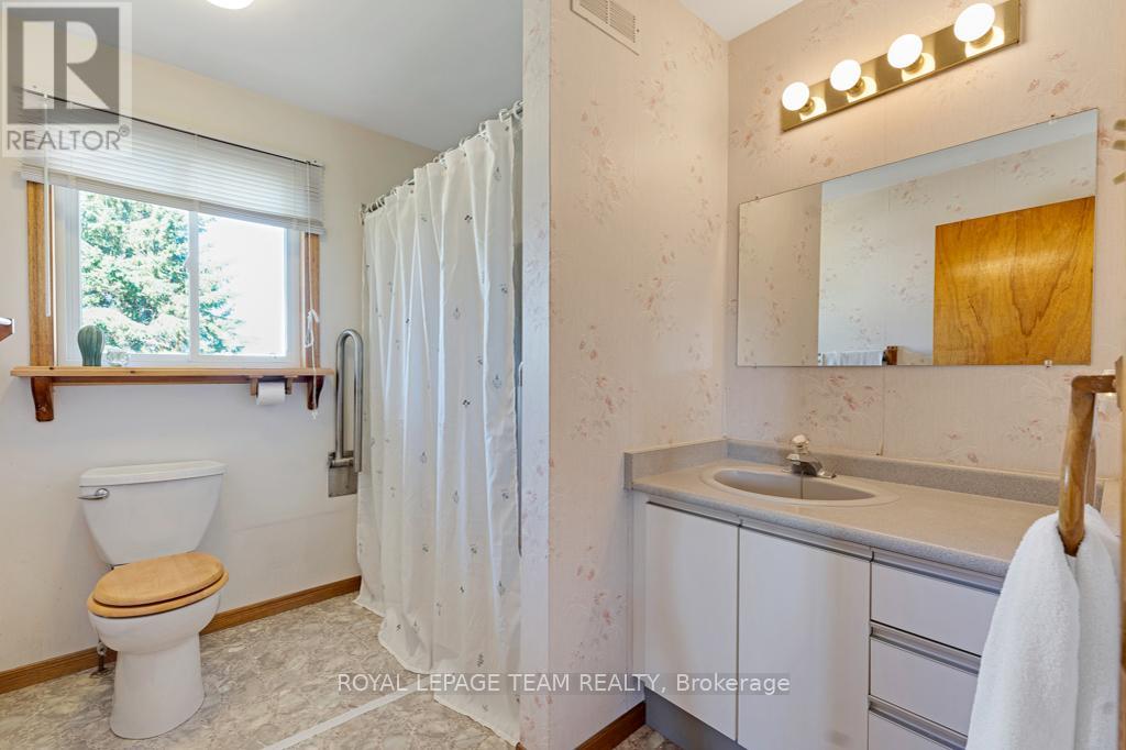 100 County Road 21 Road, Edwardsburgh/cardinal, Ontario  K0E 1X0 - Photo 22 - X12914258