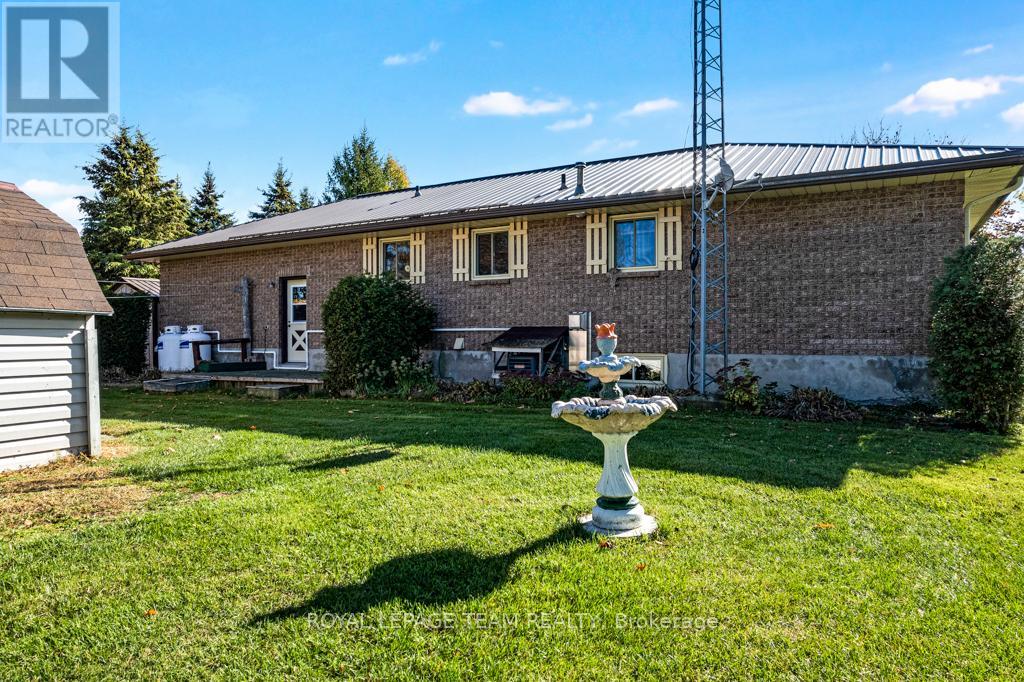 100 County Road 21 Road, Edwardsburgh/cardinal, Ontario  K0E 1X0 - Photo 5 - X12914258