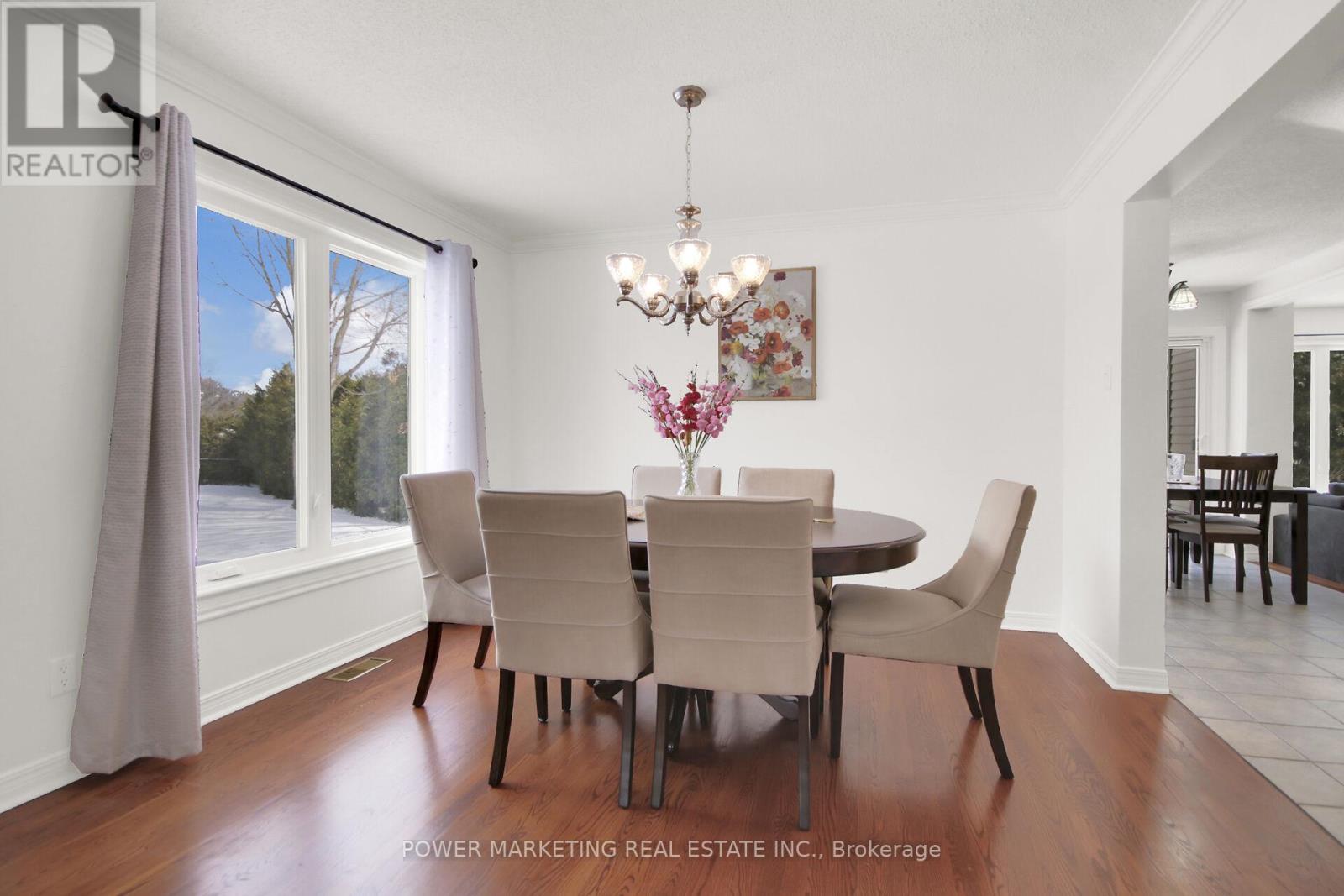 29 Taj Court, Ottawa, Ontario  K1G 5K7 - Photo 11 - X12914334