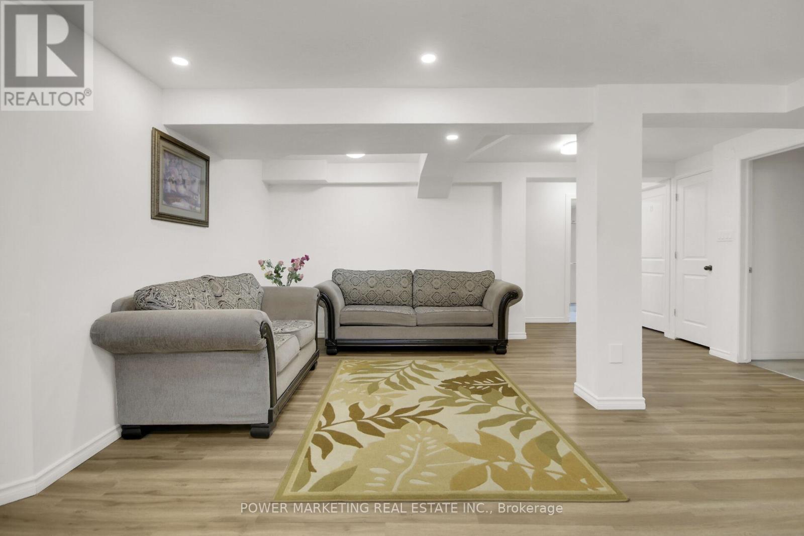 29 Taj Court, Ottawa, Ontario  K1G 5K7 - Photo 33 - X12914334