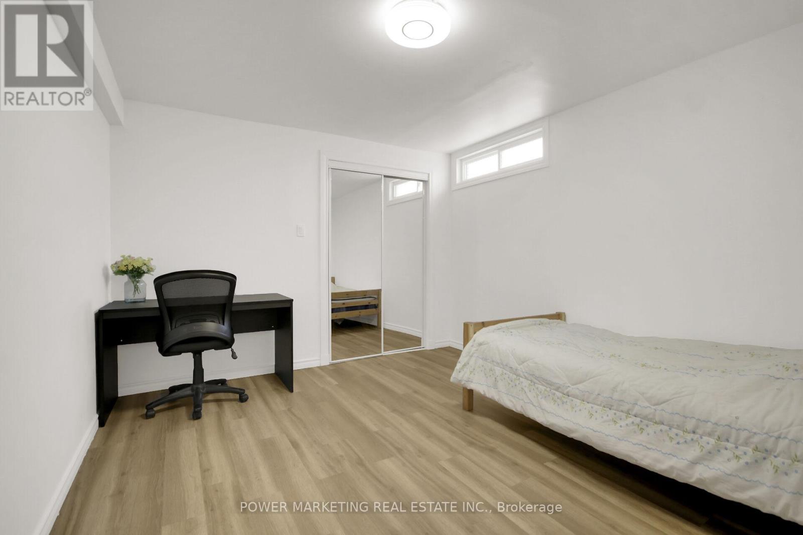 29 Taj Court, Ottawa, Ontario  K1G 5K7 - Photo 37 - X12914334