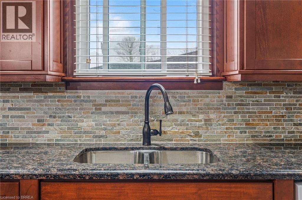 80 Viscount Road, Brantford, Ontario  N3P 1Y7 - Photo 15 - 40809104