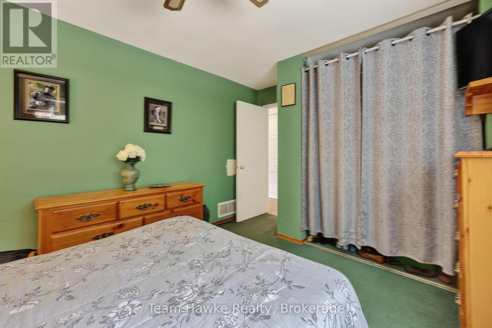 575 Simcoe Avenue, Tay (Port Mcnicoll), Ontario  L0K 1R0 - Photo 20 - S12913916