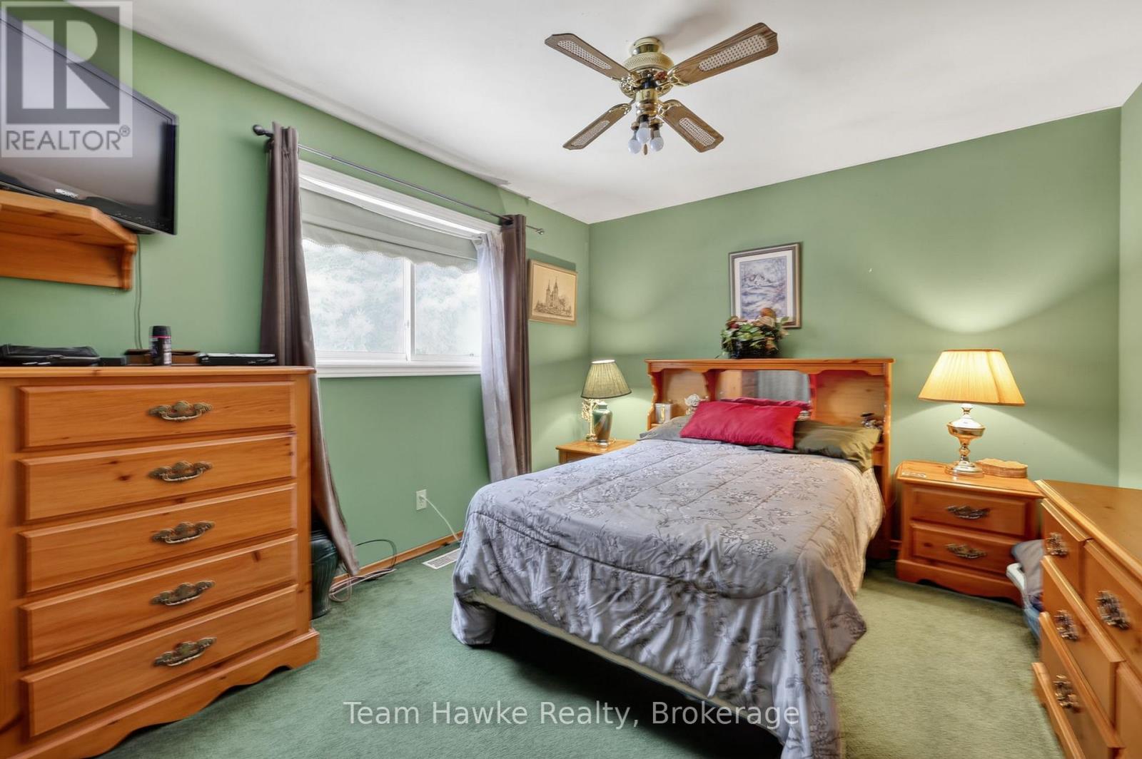 575 Simcoe Avenue, Tay (Port Mcnicoll), Ontario  L0K 1R0 - Photo 19 - S12913916