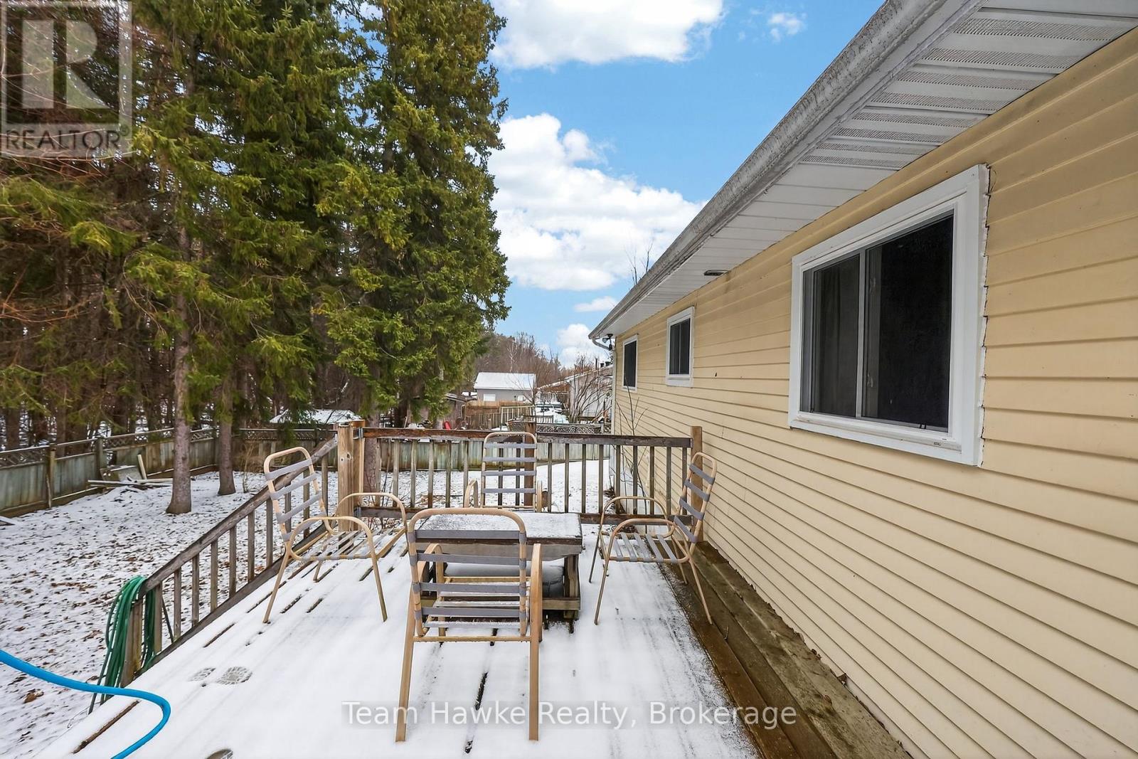 575 Simcoe Avenue, Tay (Port Mcnicoll), Ontario  L0K 1R0 - Photo 35 - S12913916