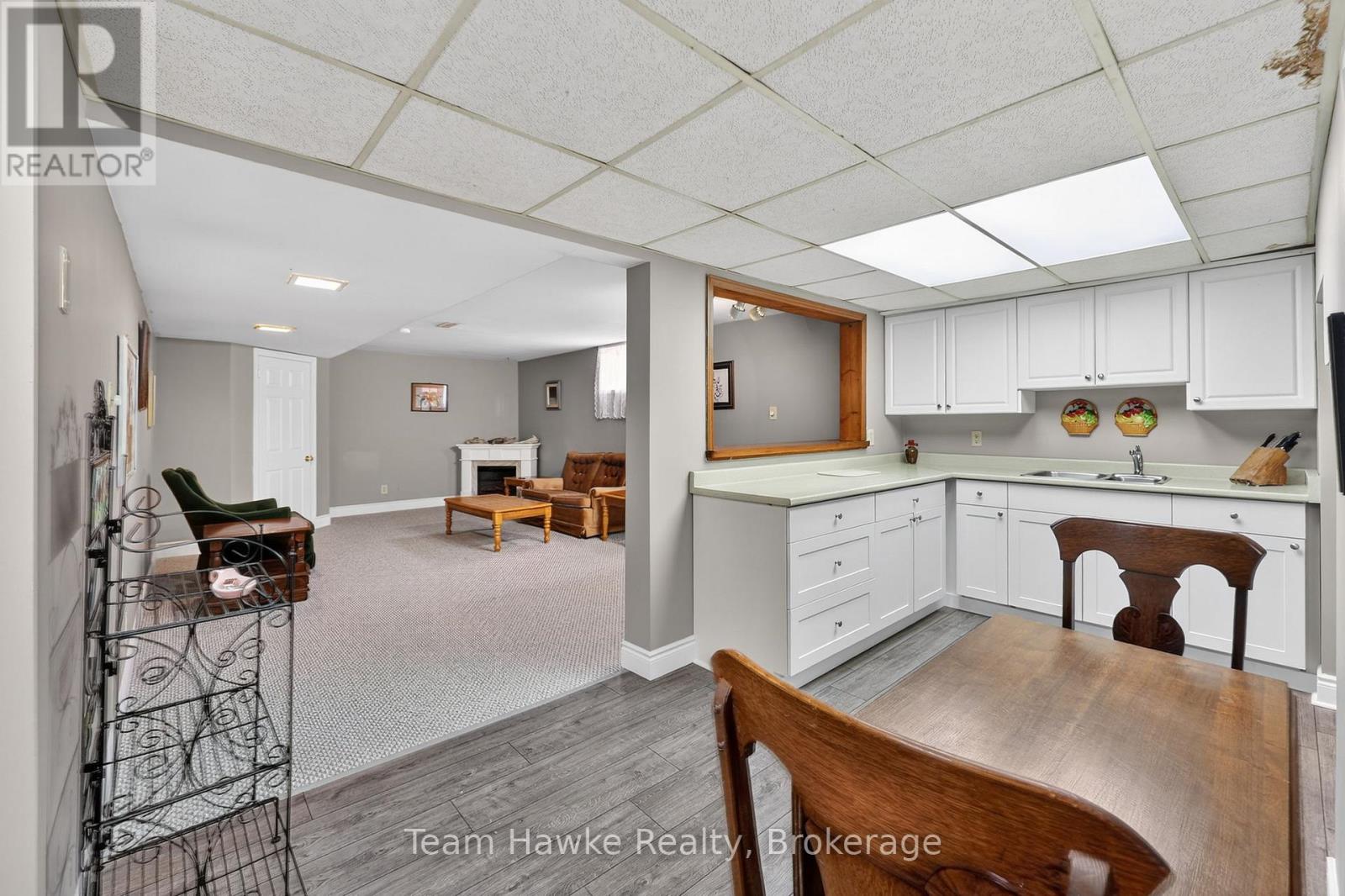 575 Simcoe Avenue, Tay (Port Mcnicoll), Ontario  L0K 1R0 - Photo 22 - S12913916