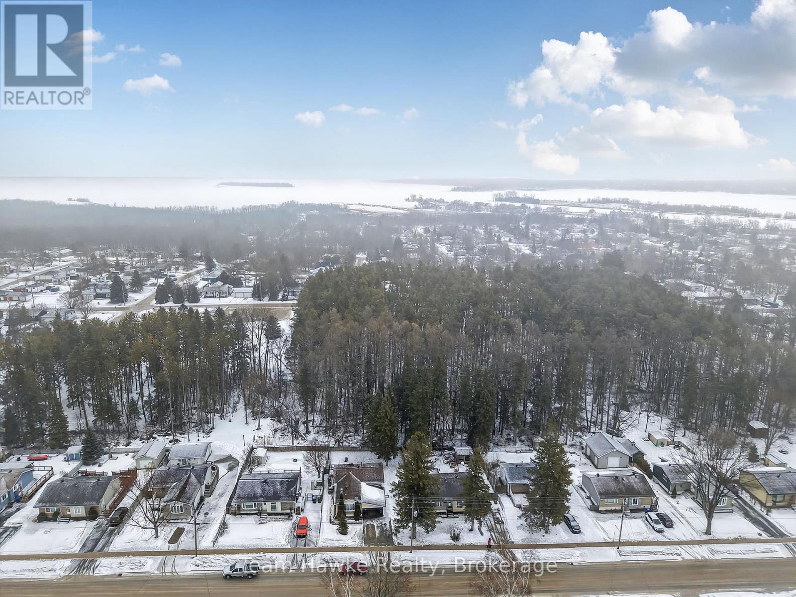 575 Simcoe Avenue, Tay (Port Mcnicoll), Ontario  L0K 1R0 - Photo 38 - S12913916