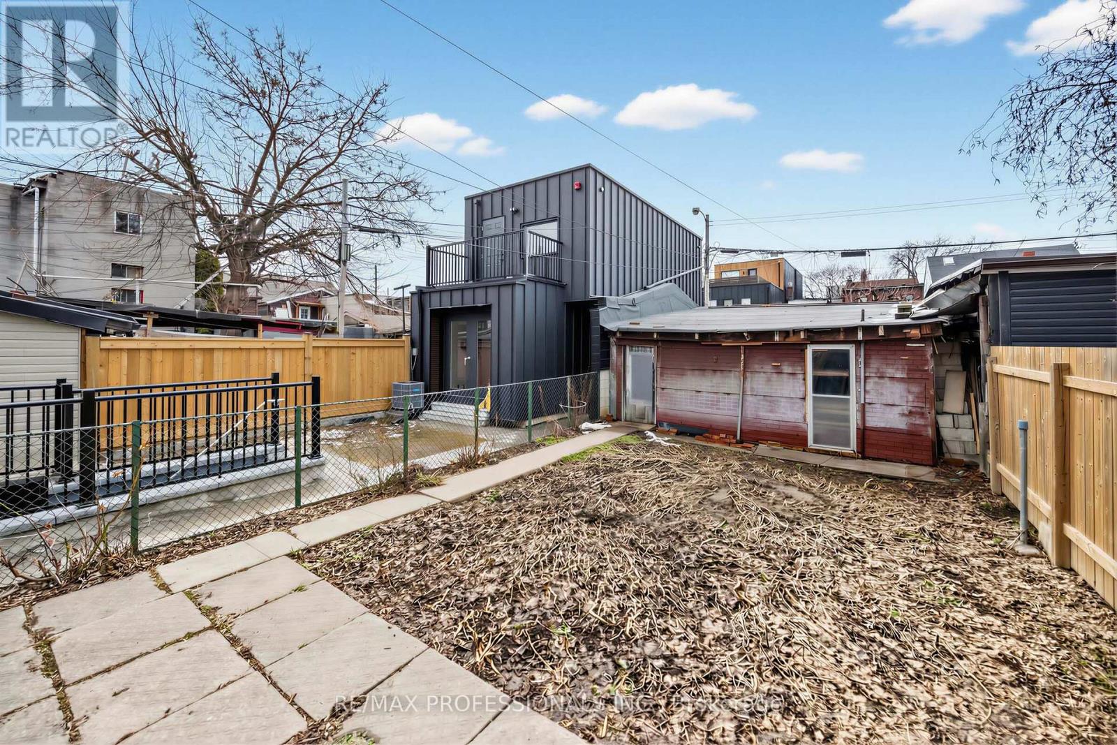 164 Markham Street, Toronto, Ontario  M6J 2G6 - Photo 16 - C12913744