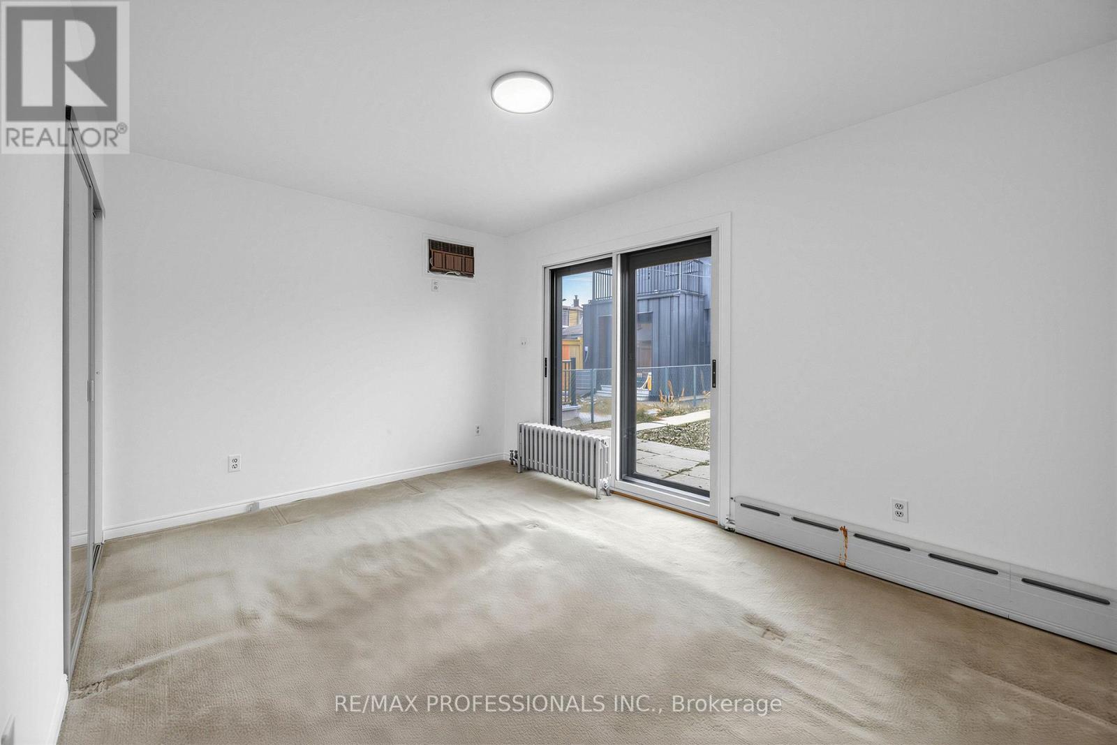 164 Markham Street, Toronto, Ontario  M6J 2G6 - Photo 15 - C12913744