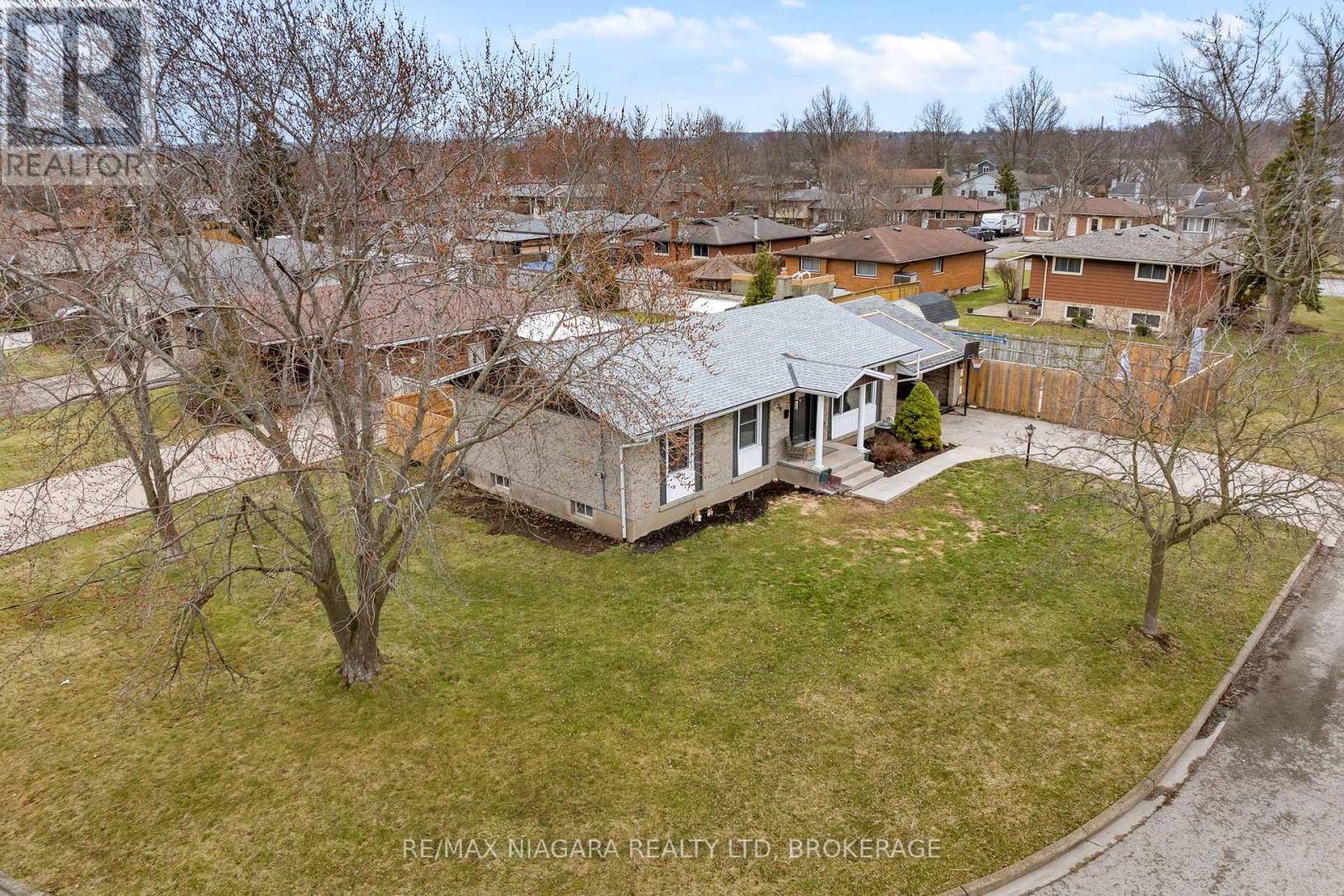 38 Acadia Crescent, St. Catharines, Ontario  L2P 1H8 - Photo 27 - X12914008
