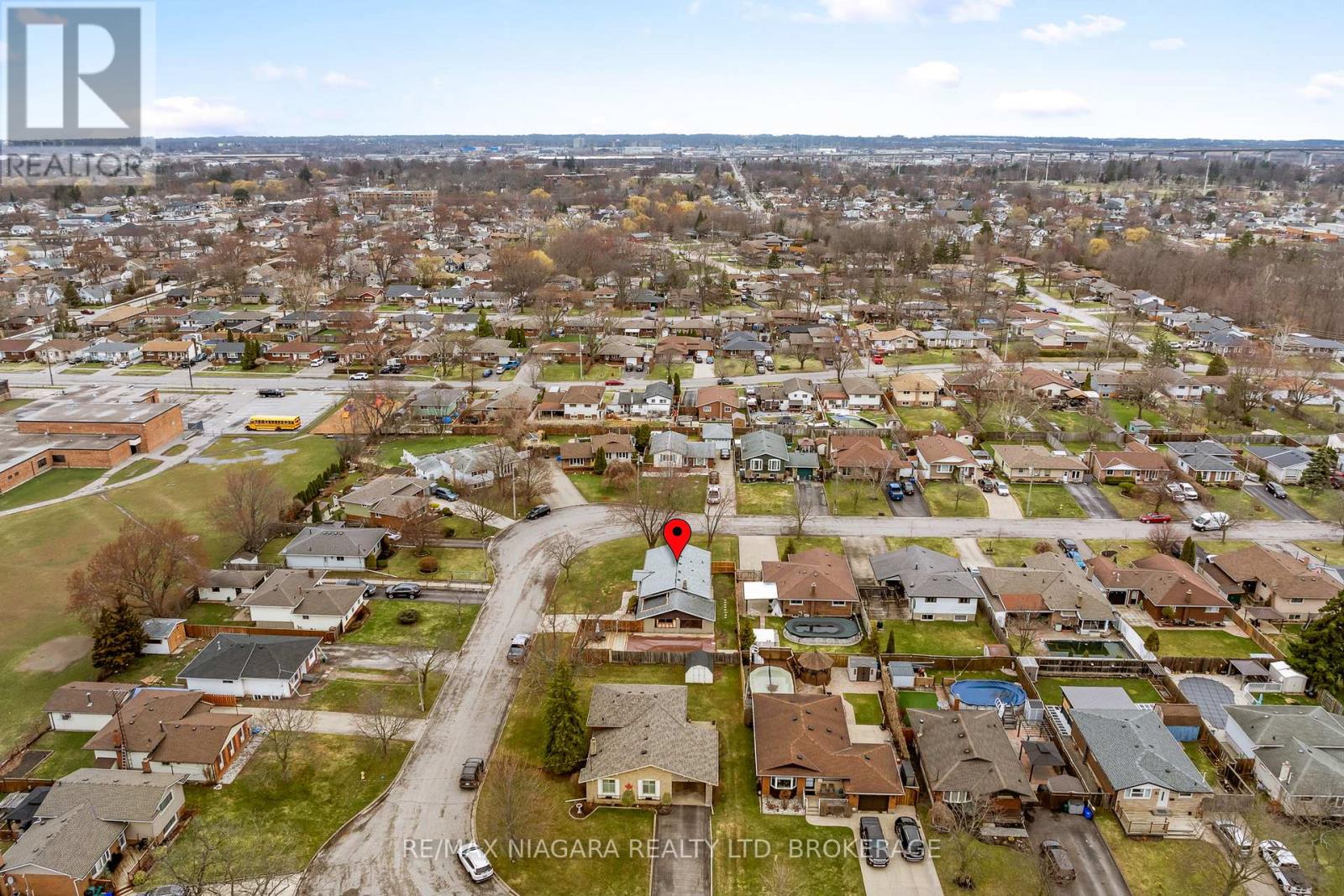 38 Acadia Crescent, St. Catharines, Ontario  L2P 1H8 - Photo 29 - X12914008