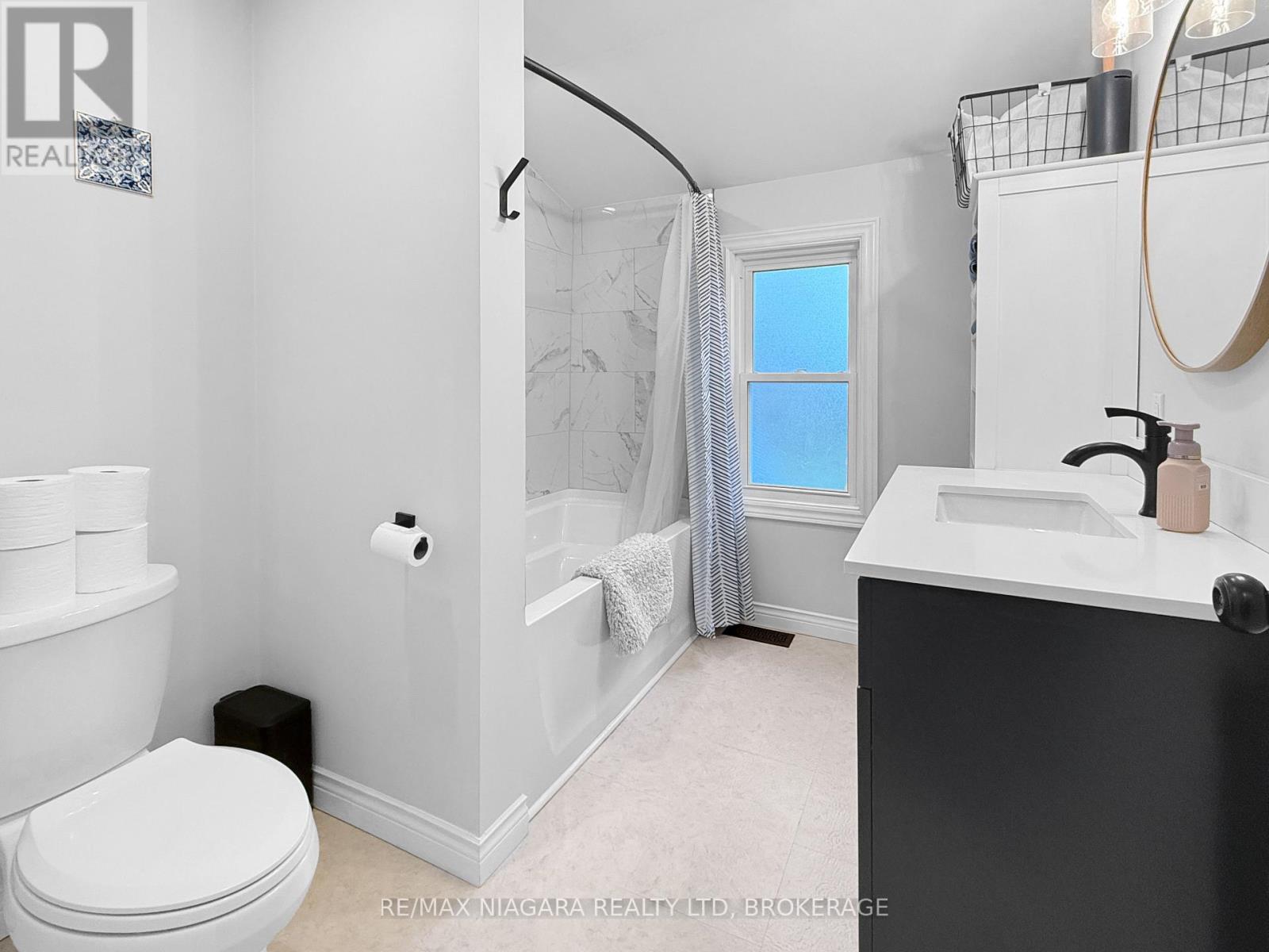 93 Lavinia Street, Fort Erie, Ontario  L2A 2E1 - Photo 11 - X12914048