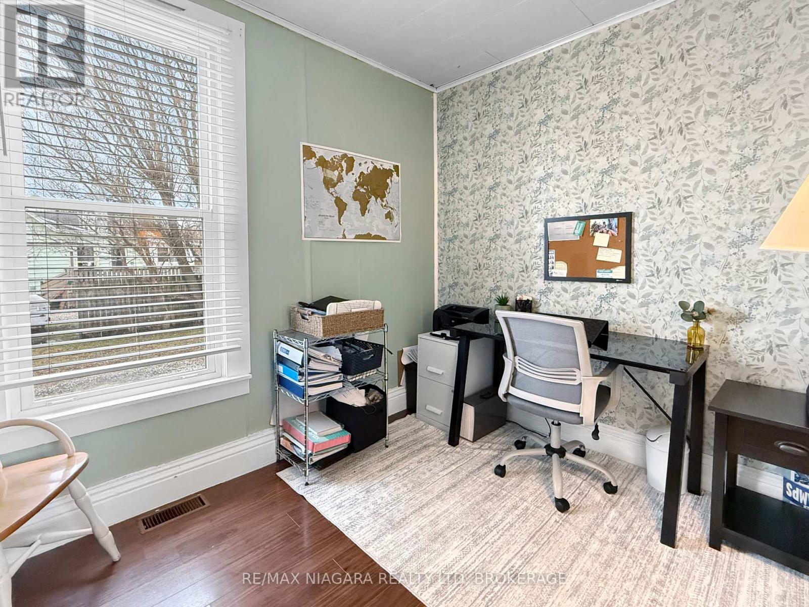 93 Lavinia Street, Fort Erie, Ontario  L2A 2E1 - Photo 12 - X12914048