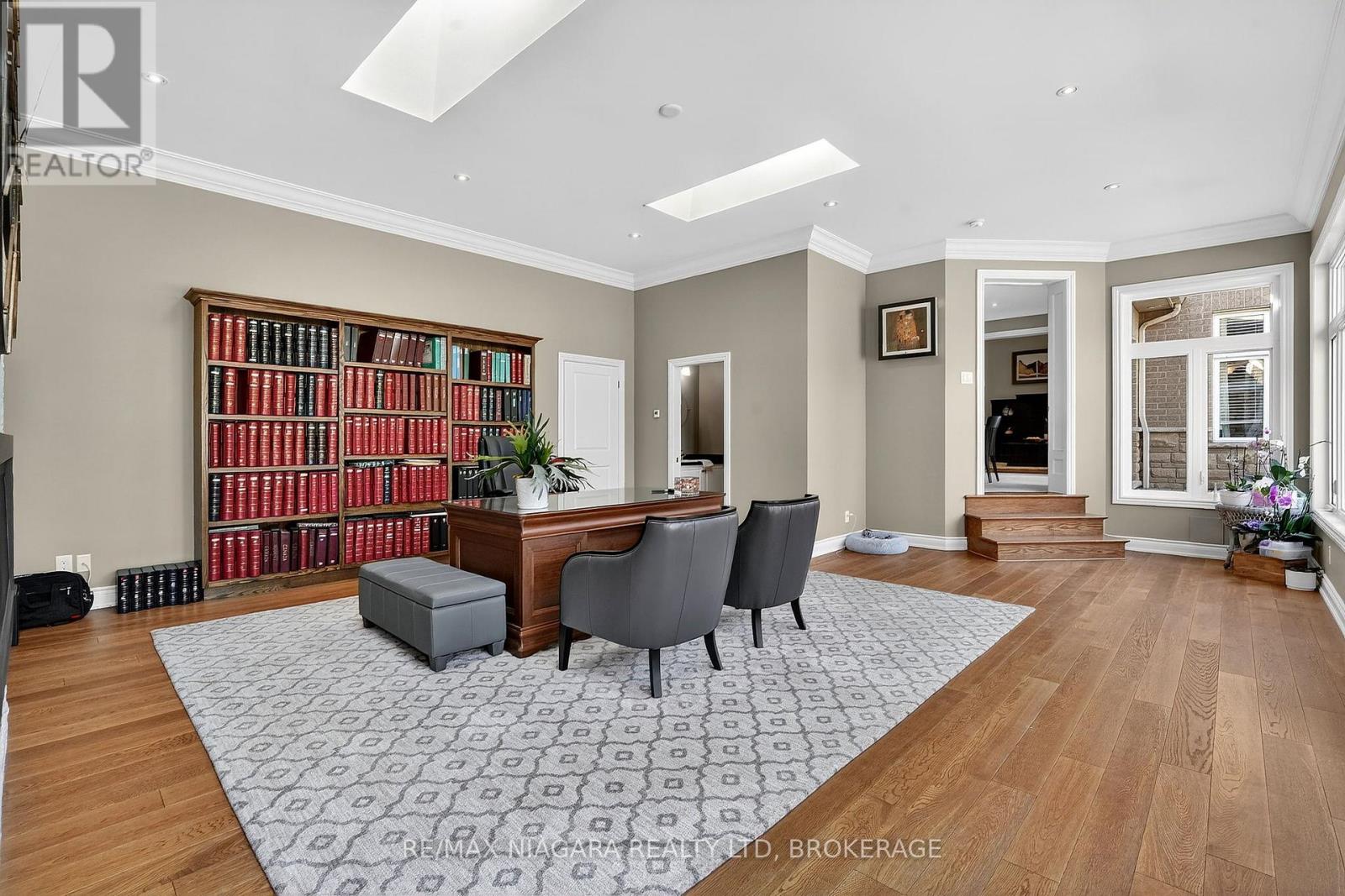 6775 Domenic Crescent, Niagara Falls, Ontario  L2J 4L5 - Photo 16 - X12914058