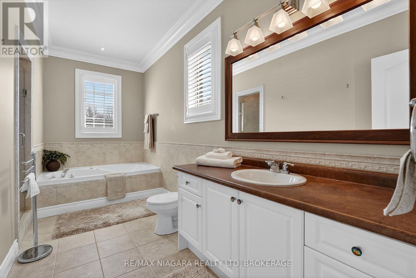 6775 Domenic Crescent, Niagara Falls, Ontario  L2J 4L5 - Photo 25 - X12914058