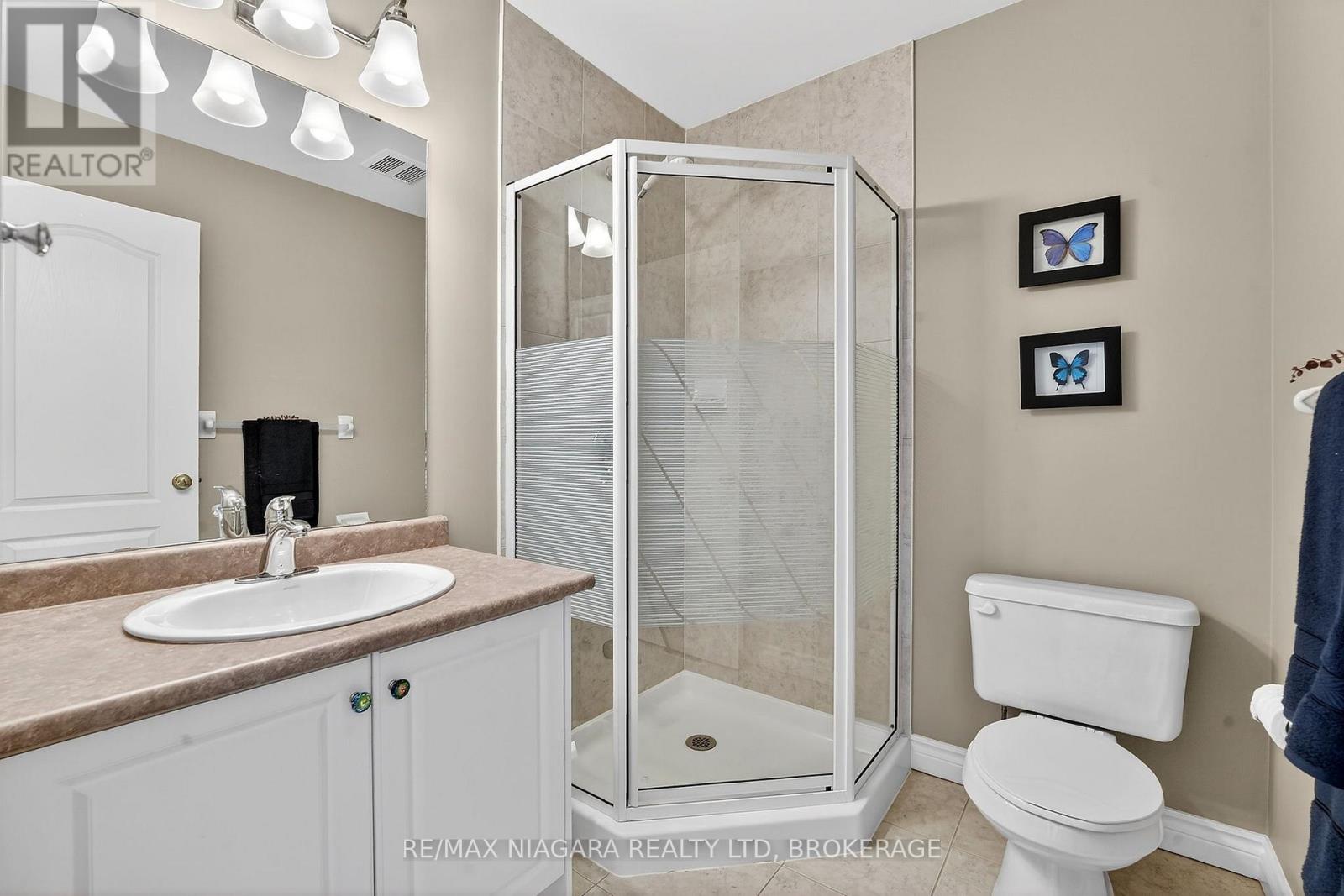 6775 Domenic Crescent, Niagara Falls, Ontario  L2J 4L5 - Photo 32 - X12914058