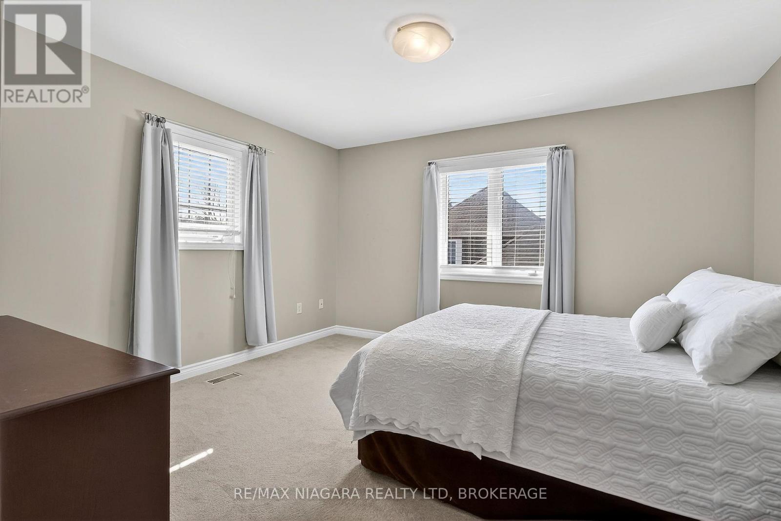 6775 Domenic Crescent, Niagara Falls, Ontario  L2J 4L5 - Photo 34 - X12914058