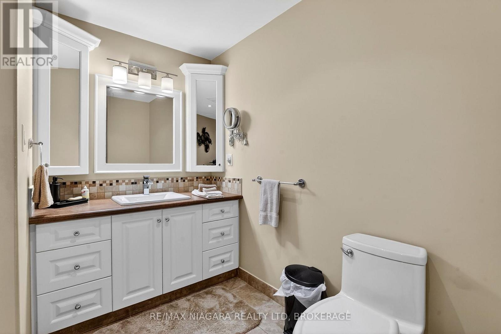 6775 Domenic Crescent, Niagara Falls, Ontario  L2J 4L5 - Photo 43 - X12914058