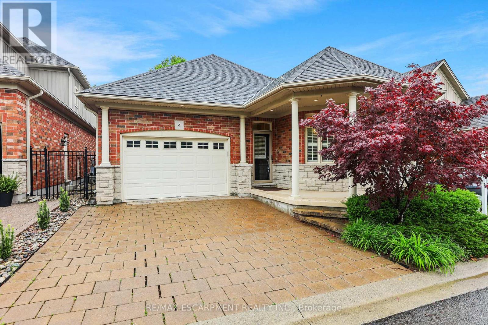 4 - 8 MUSCAT DRIVE, Grimsby, Ontario