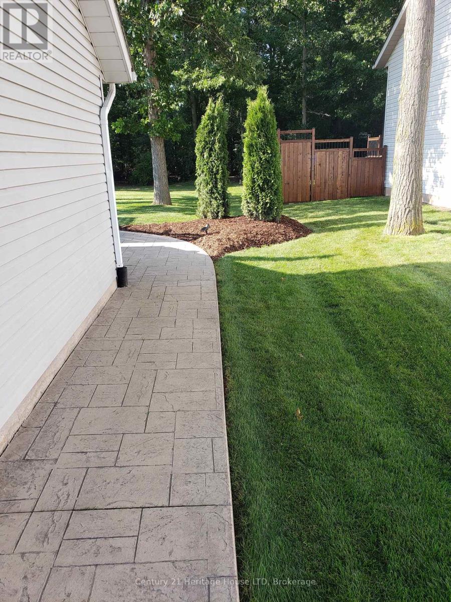 506 Murdock Avenue, Fort Erie, Ontario  L2A 1S4 - Photo 32 - X12914076