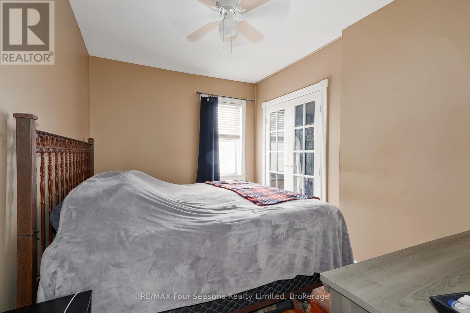203 Montreal Street, Clearview (Stayner), Ontario  L0M 1S0 - Photo 17 - S12914166