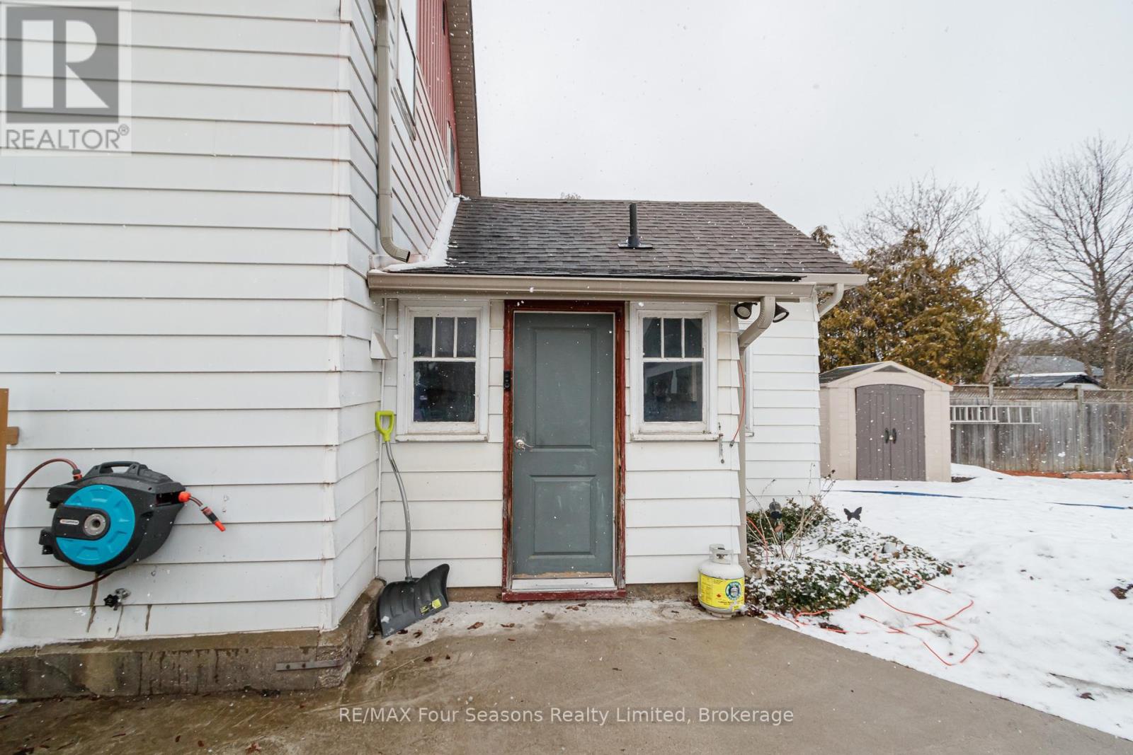 203 Montreal Street, Clearview (Stayner), Ontario  L0M 1S0 - Photo 3 - S12914166