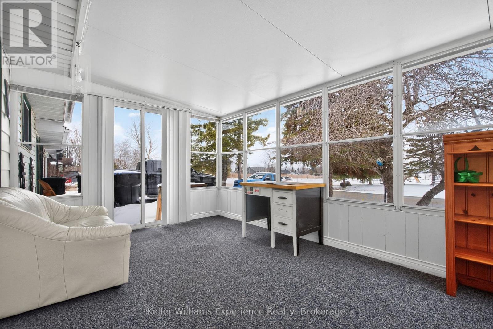 3928 Edgehill Road, Ramara, Ontario  L3V 6H7 - Photo 6 - S12914206