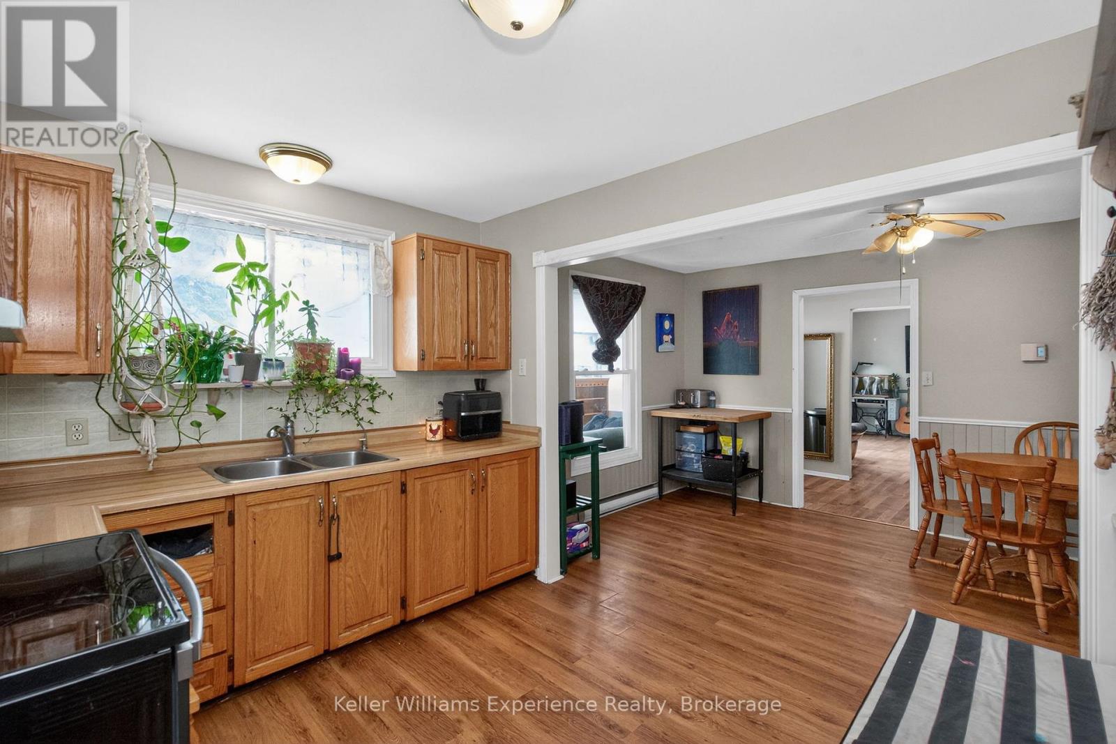 3928 Edgehill Road, Ramara, Ontario  L3V 6H7 - Photo 8 - S12914206