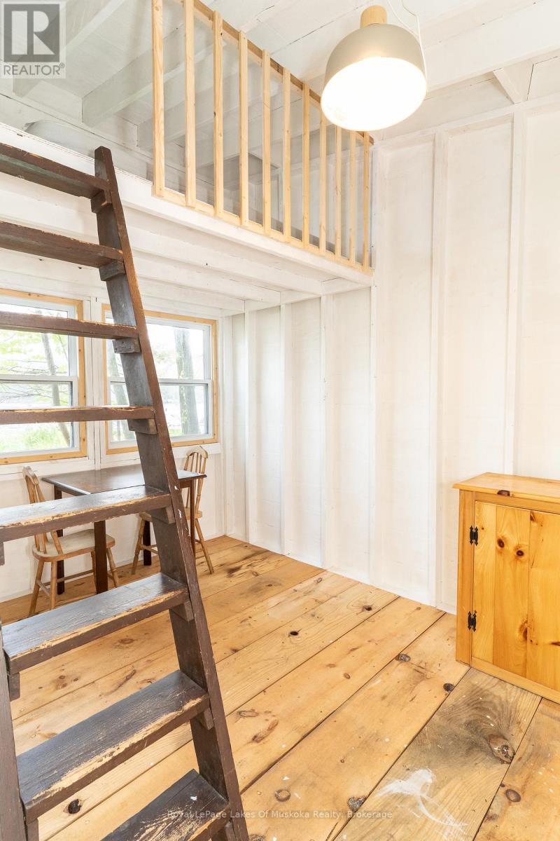 1072 Long Lake Road, Muskoka Lakes, Ontario  P0C 1A0 - Photo 16 - X12914080