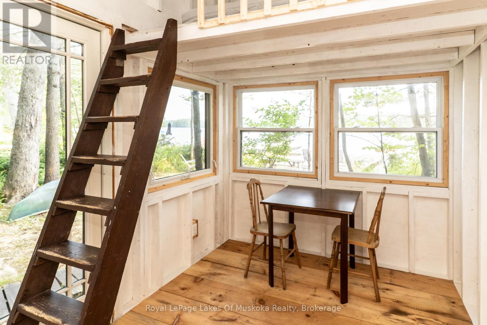 1072 Long Lake Road, Muskoka Lakes, Ontario  P0C 1A0 - Photo 17 - X12914080