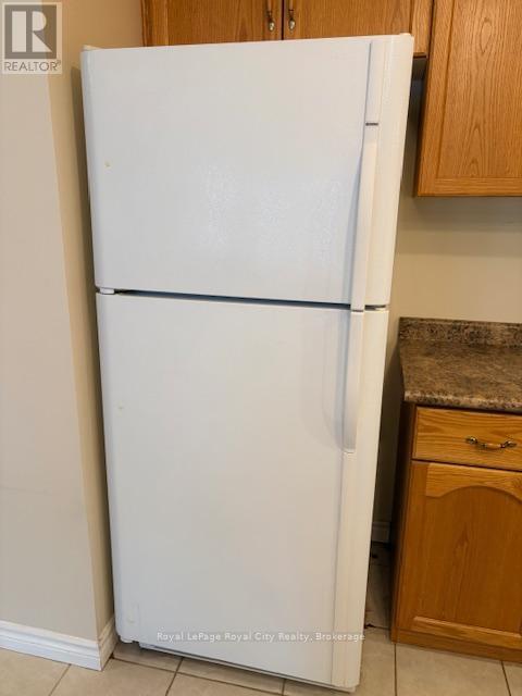 73 - 165 Terraview Crescent, Guelph (Kortright West), Ontario  N1G 5G8 - Photo 27 - X12914140